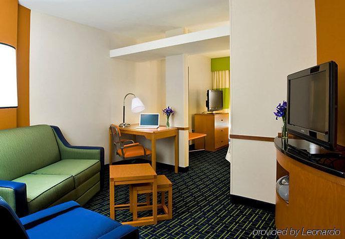 Fairfield Inn & Suites Louisville Downtown Exterior foto